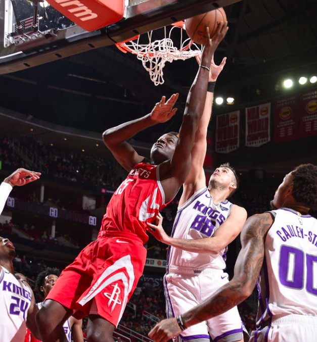 k1体育官网登录-今夜中超焦点战；萨克拉门托国王篮板制胜；气氛紧张；轮换策略成焦点